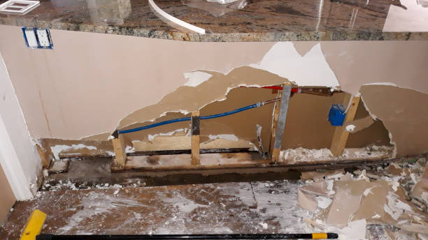 Best Sewage cleanup and water damage restoration  in Simonton Lake, IN