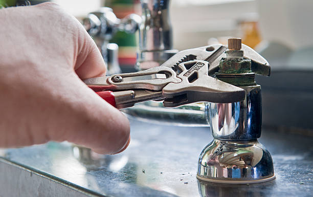 Best Water damage contractors near me  in Simonton Lake, IN